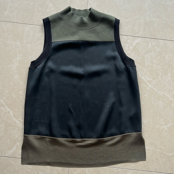 Sleeveless turtleneck top size XXS - Picture 1 of 3